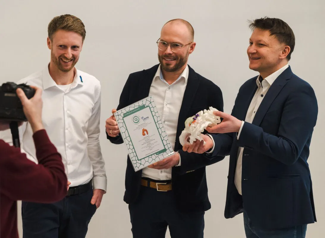 Qualified am poc ukm gregor reischle 20240220